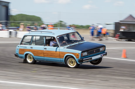 Handling Track